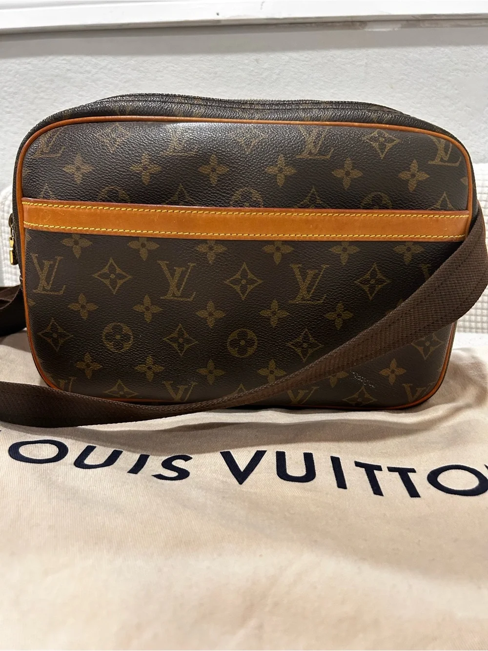 Authentic Louis Vuitton Monogram Canvas PM Reporter Bag